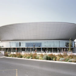 Narbonne Arena: A Symbol of Urban Connectivity 158._900_584