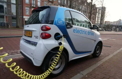 EVs Hold Investor Attention Amidst Sharp Drop in Startup Funding